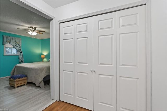 12 Warren DR, Portsmouth, VA 23701