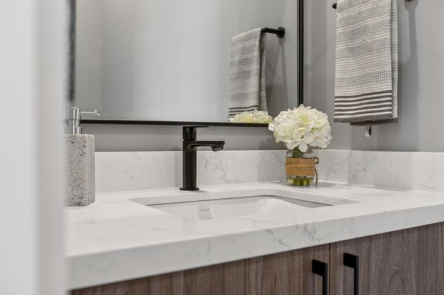 1433 Floribunda Avenue 8, Burlingame, CA 94010