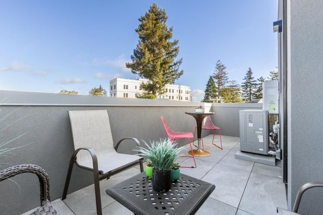 1433 Floribunda Avenue 8, Burlingame, CA 94010