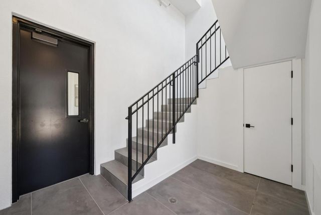 1433 Floribunda Avenue 8, Burlingame, CA 94010