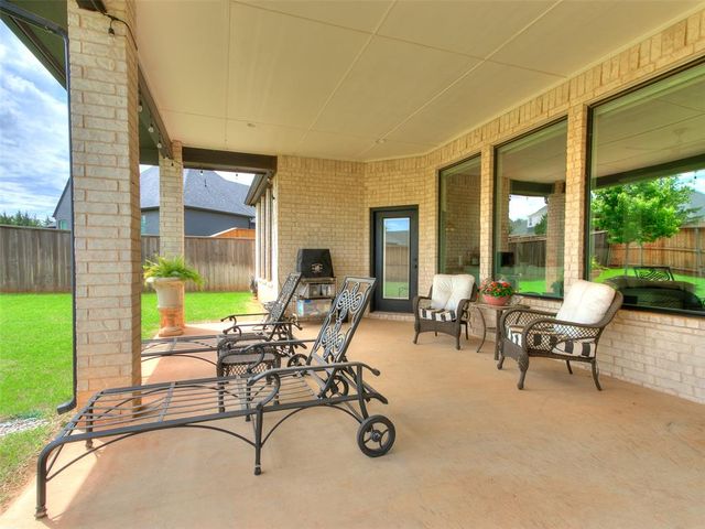 2524 Amante Court, Edmond, OK 73034