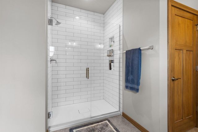 4647 N CHERRYVALE AVENUE, Appleton, WI 54913