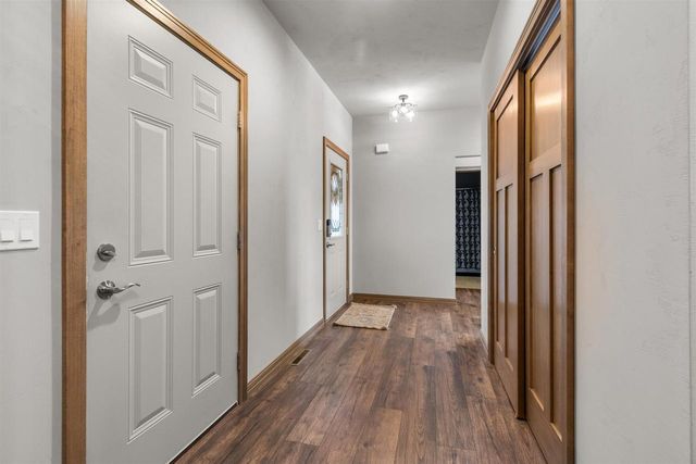 4647 N CHERRYVALE AVENUE, Appleton, WI 54913