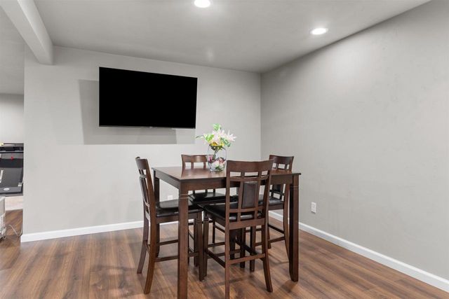 4647 N CHERRYVALE AVENUE, Appleton, WI 54913