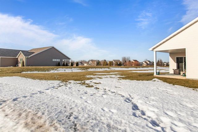 4647 N CHERRYVALE AVENUE, Appleton, WI 54913