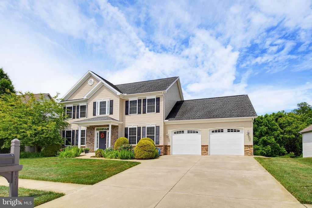 171 PINE CREEK DRIVE, Carlisle, PA 17013