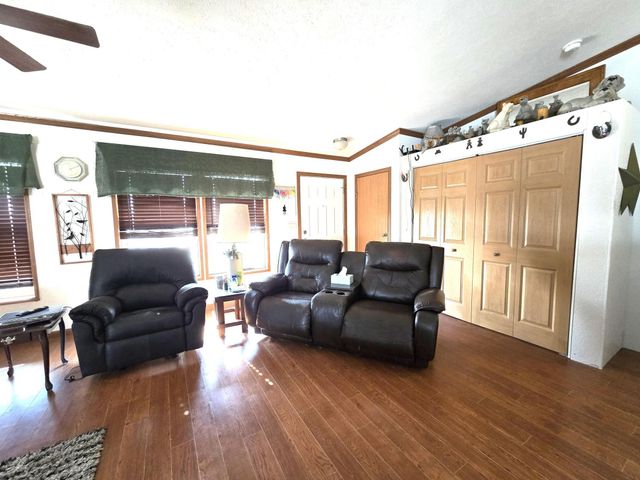 14010 10th Street SE, Raymond, MN 56282