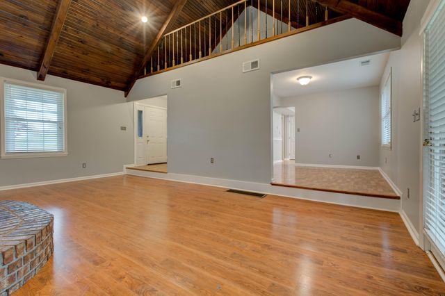 459 Missionary Lane, Mt Sterling, KY 40353