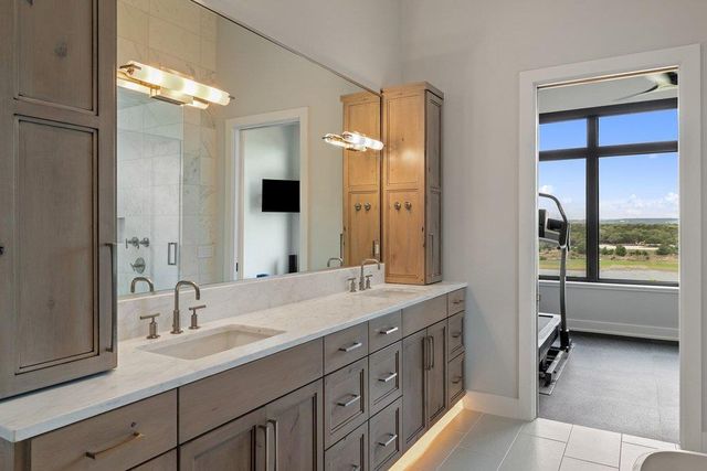 2923 Cliff PT, Spicewood, TX 78669