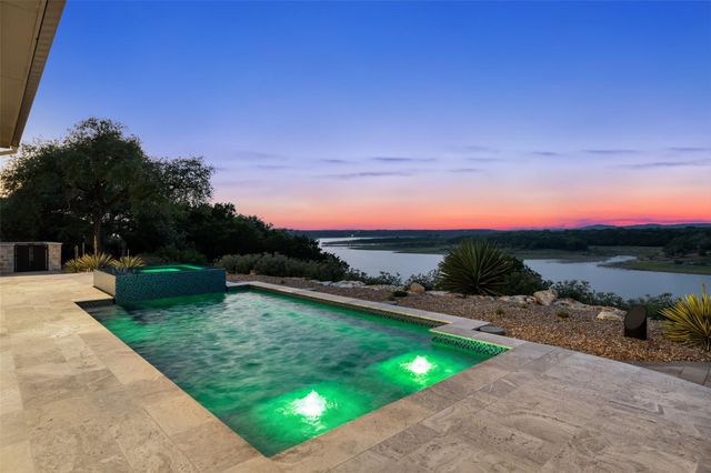 2923 Cliff PT, Spicewood, TX 78669