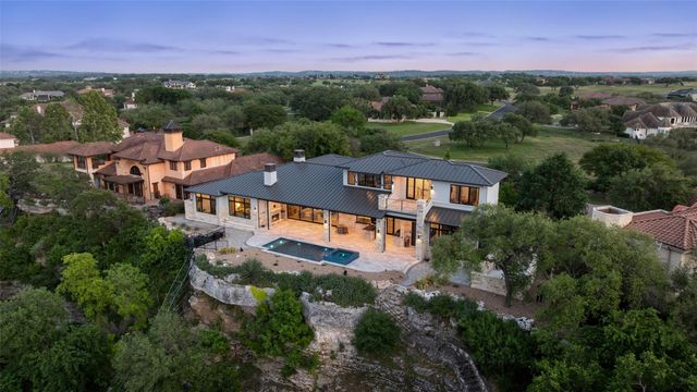 2923 Cliff PT, Spicewood, TX 78669