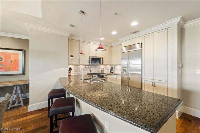 9115 Strada PL 5512, Naples, FL 34108