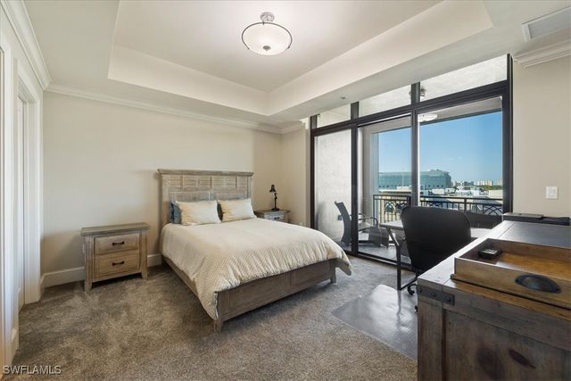 9115 Strada PL 5512, Naples, FL 34108