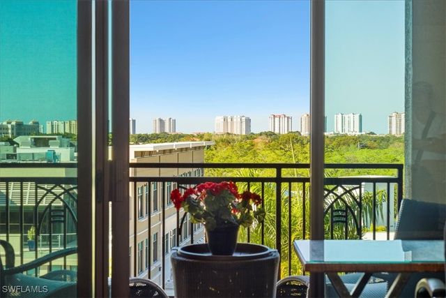 9115 Strada PL 5512, Naples, FL 34108