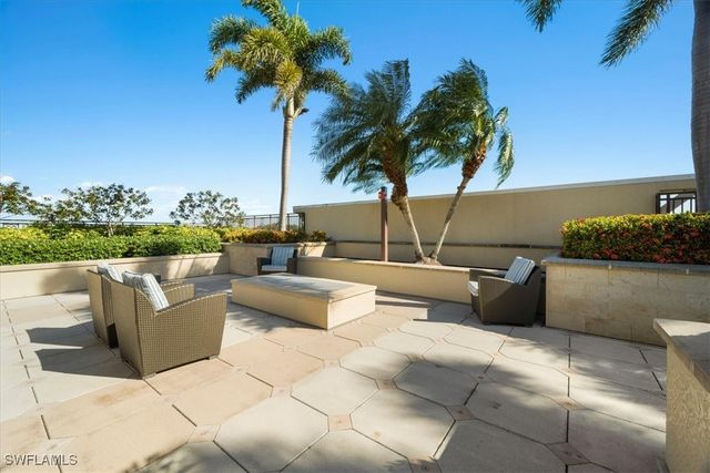 9115 Strada PL 5512, Naples, FL 34108