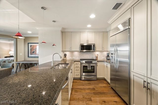 9115 Strada PL 5512, Naples, FL 34108