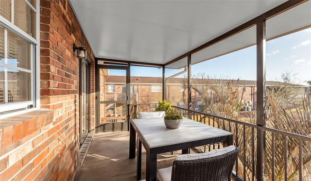 1920 E EDGEWOOD DRIVE M2, Lakeland, FL 33803