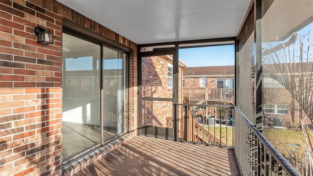 1920 E EDGEWOOD DRIVE M2, Lakeland, FL 33803