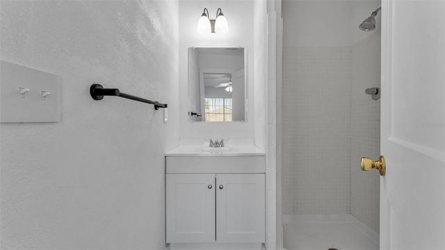 1920 E EDGEWOOD DRIVE M2, Lakeland, FL 33803