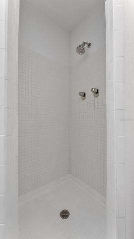 1920 E EDGEWOOD DRIVE M2, Lakeland, FL 33803