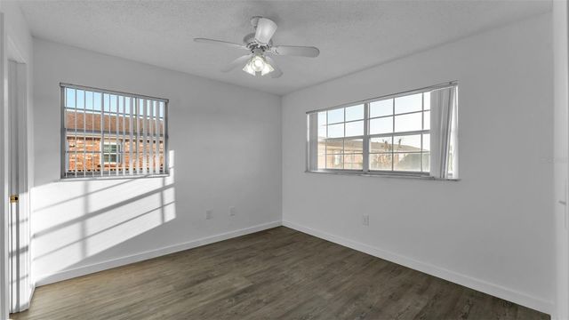 1920 E EDGEWOOD DRIVE M2, Lakeland, FL 33803