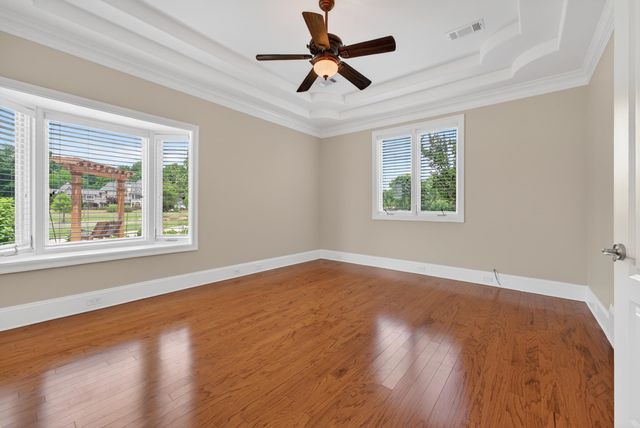 2620 PREAKNESS PL, Eads, TN 38028