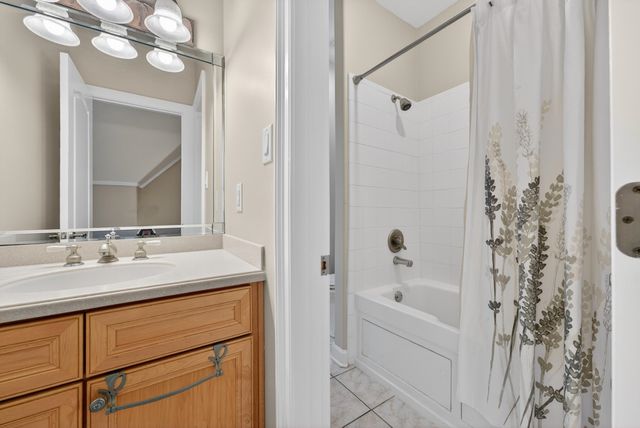2620 PREAKNESS PL, Eads, TN 38028