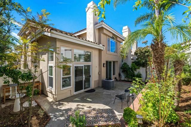 1831 Monserrat Way, Vista, CA 92081