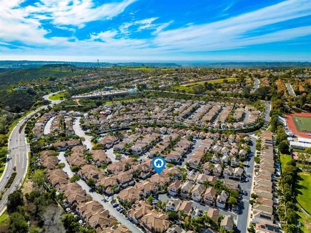 1831 Monserrat Way, Vista, CA 92081