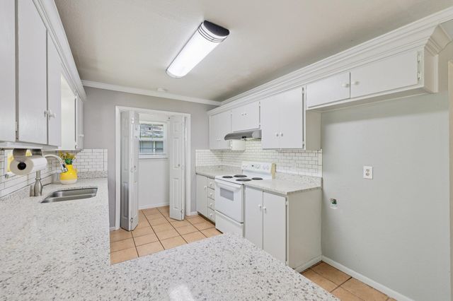 110 Jones ST, Bastrop, TX 78602