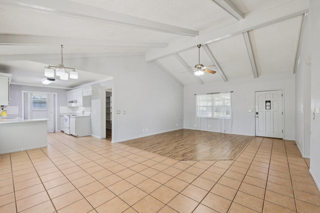 110 Jones ST, Bastrop, TX 78602