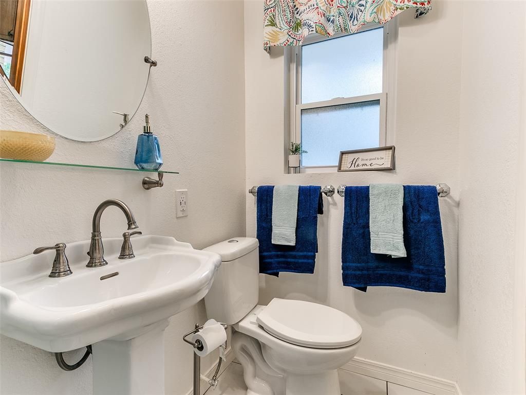 Image 36 of property listing at 319 W Jackson Street, Crescent, OK 73028