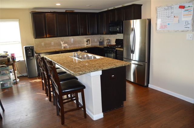 1838 Luminous Waters Lane, Rosharon, TX 77583