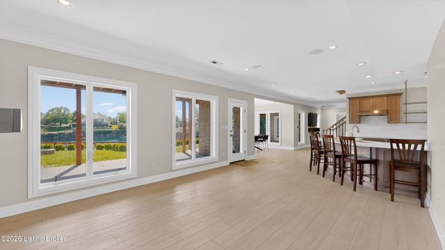11732 Paramont Way, Prospect, KY 40059