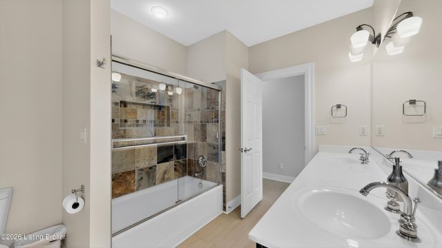 11732 Paramont Way, Prospect, KY 40059