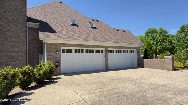 11732 Paramont Way, Prospect, KY 40059
