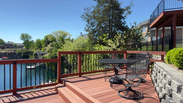 11732 Paramont Way, Prospect, KY 40059