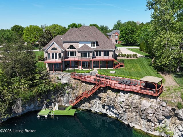 11732 Paramont Way, Prospect, KY 40059