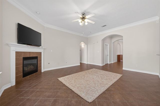 3327 Willowbend Road, Montgomery, TX 77356