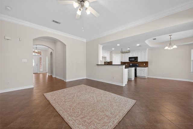 3327 Willowbend Road, Montgomery, TX 77356