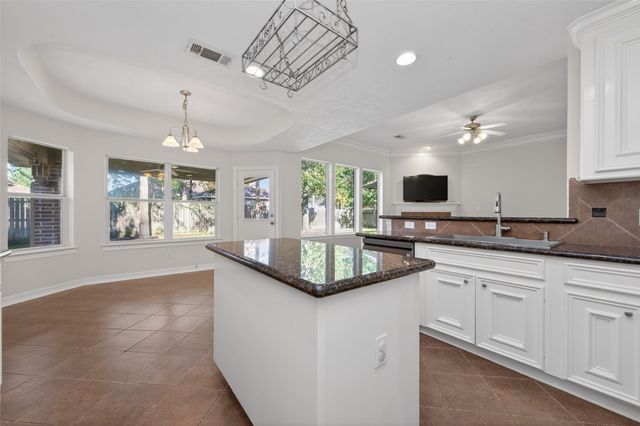 3327 Willowbend Road, Montgomery, TX 77356