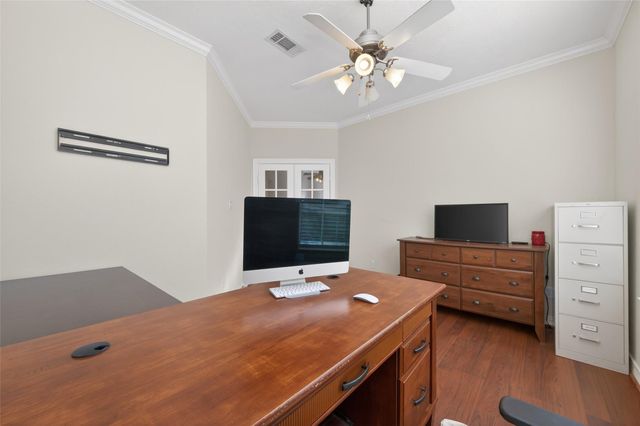 3327 Willowbend Road, Montgomery, TX 77356