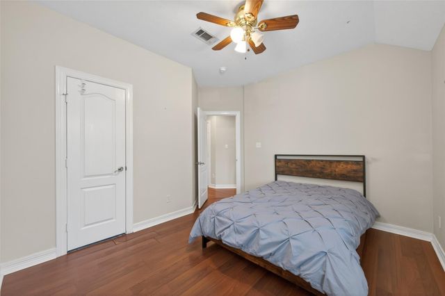 3327 Willowbend Road, Montgomery, TX 77356