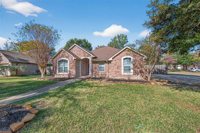 3327 Willowbend Road, Montgomery, TX 77356