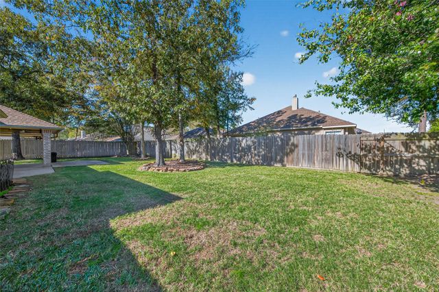 3327 Willowbend Road, Montgomery, TX 77356