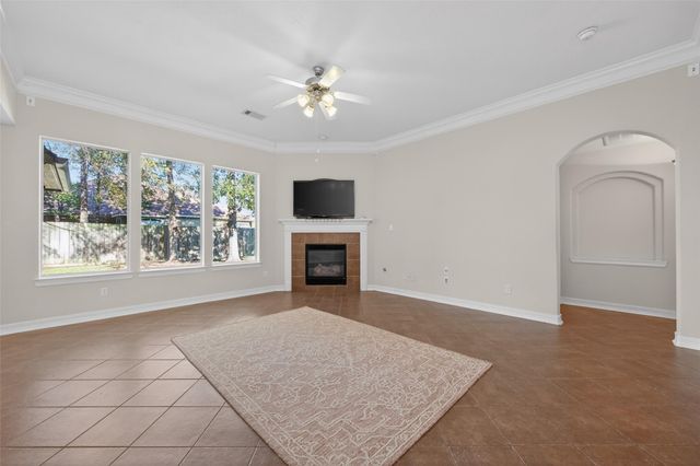 3327 Willowbend Road, Montgomery, TX 77356