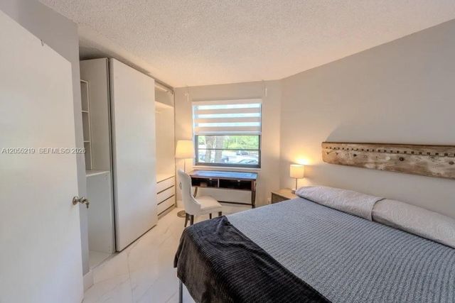 10451 W Broward Blvd 201, Plantation, FL 33324