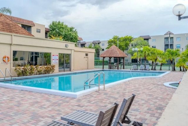 10451 W Broward Blvd 201, Plantation, FL 33324