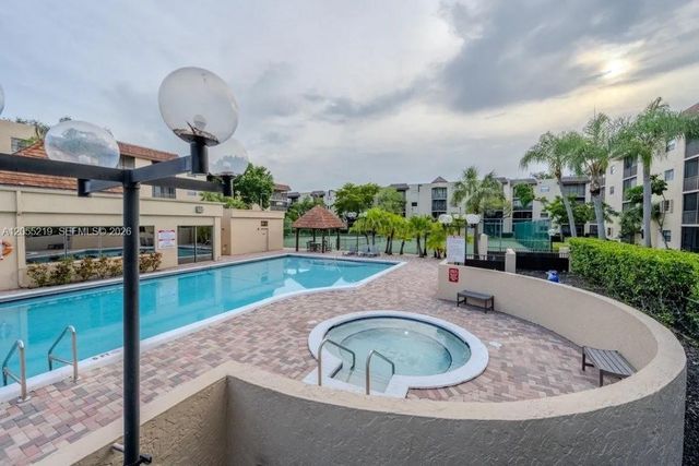 10451 W Broward Blvd 201, Plantation, FL 33324