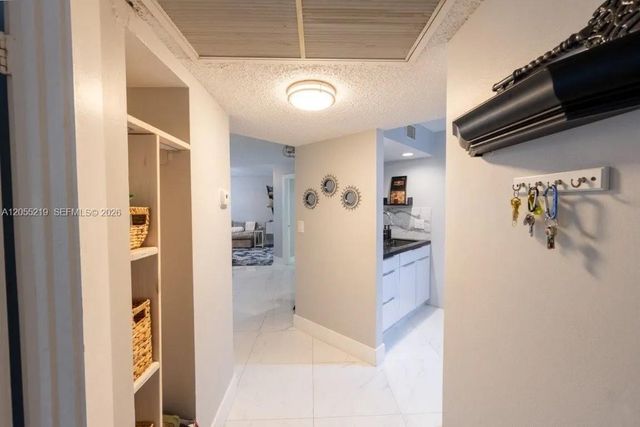 10451 W Broward Blvd 201, Plantation, FL 33324